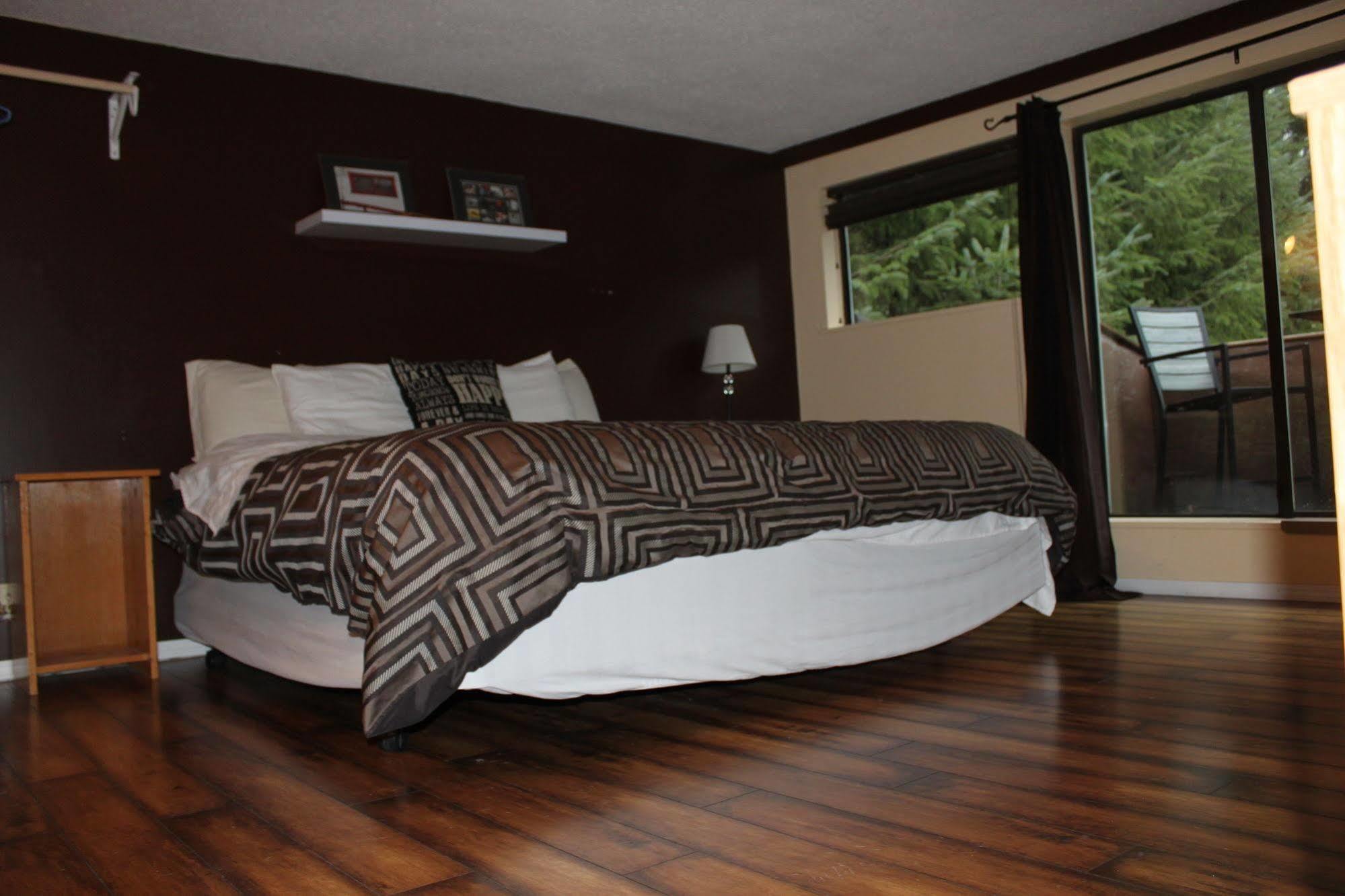 Tall Trees Bed & Breakfast ปรินซ์รูเพิร์ต ภายนอก รูปภาพ